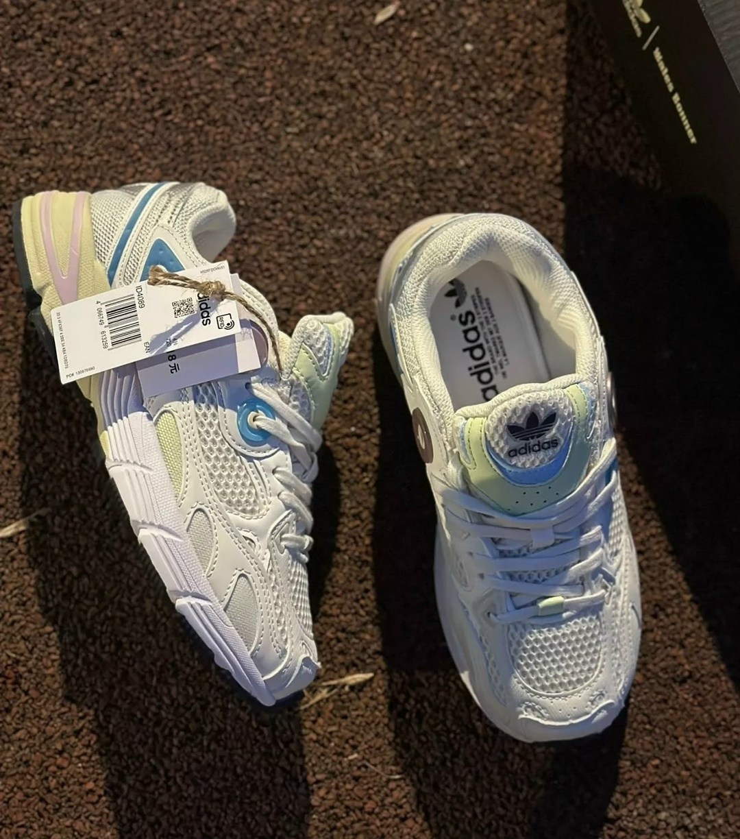 кроссовки adidas,кроссовки женские adidas astir,кроссовки,кроссовки женский adidas,женские кроссовки