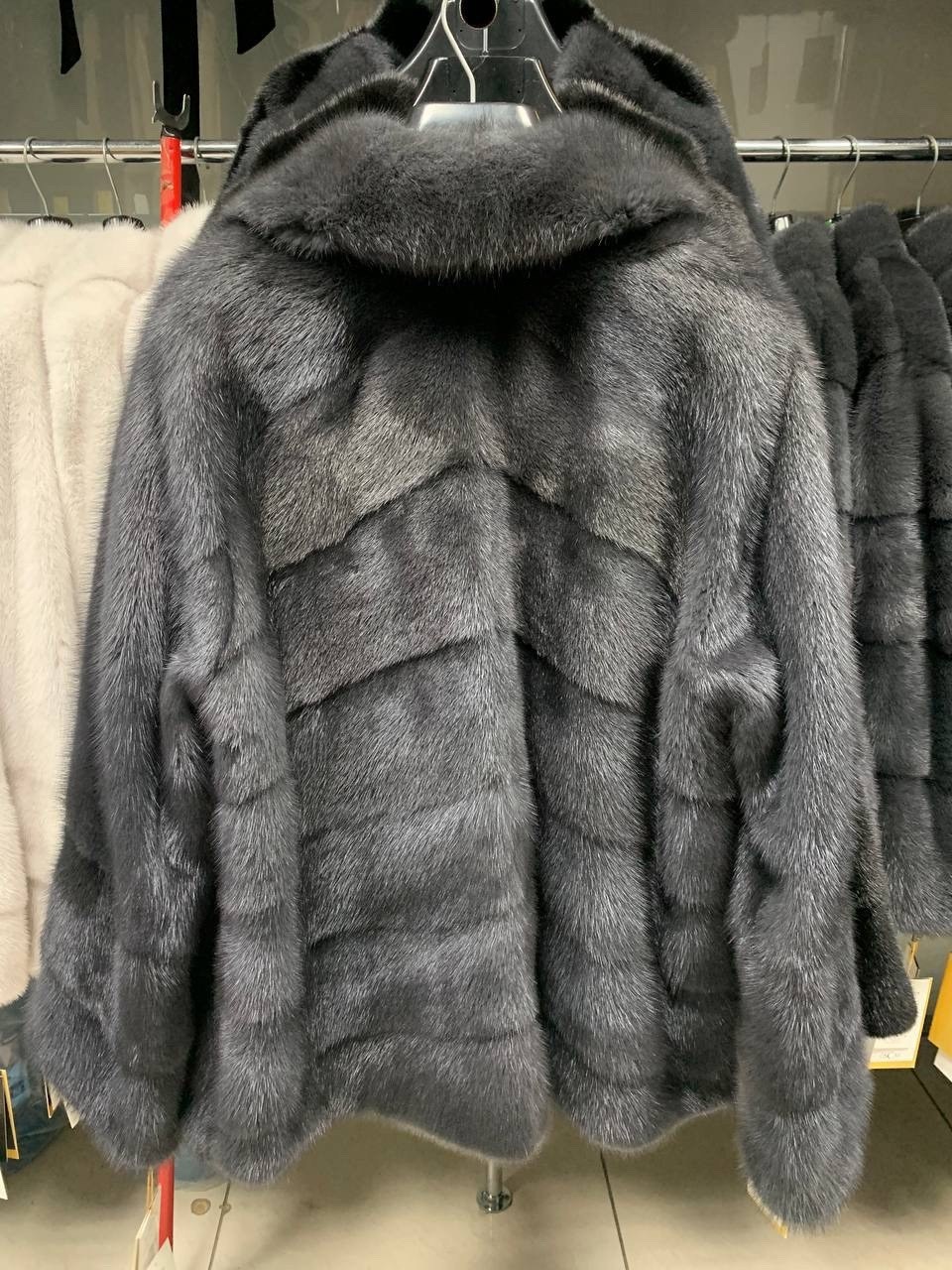 белая норковая шуба,норковая шуба,шубка норковая,шуба автоледи из норки,шуба норковая с капюшоном
