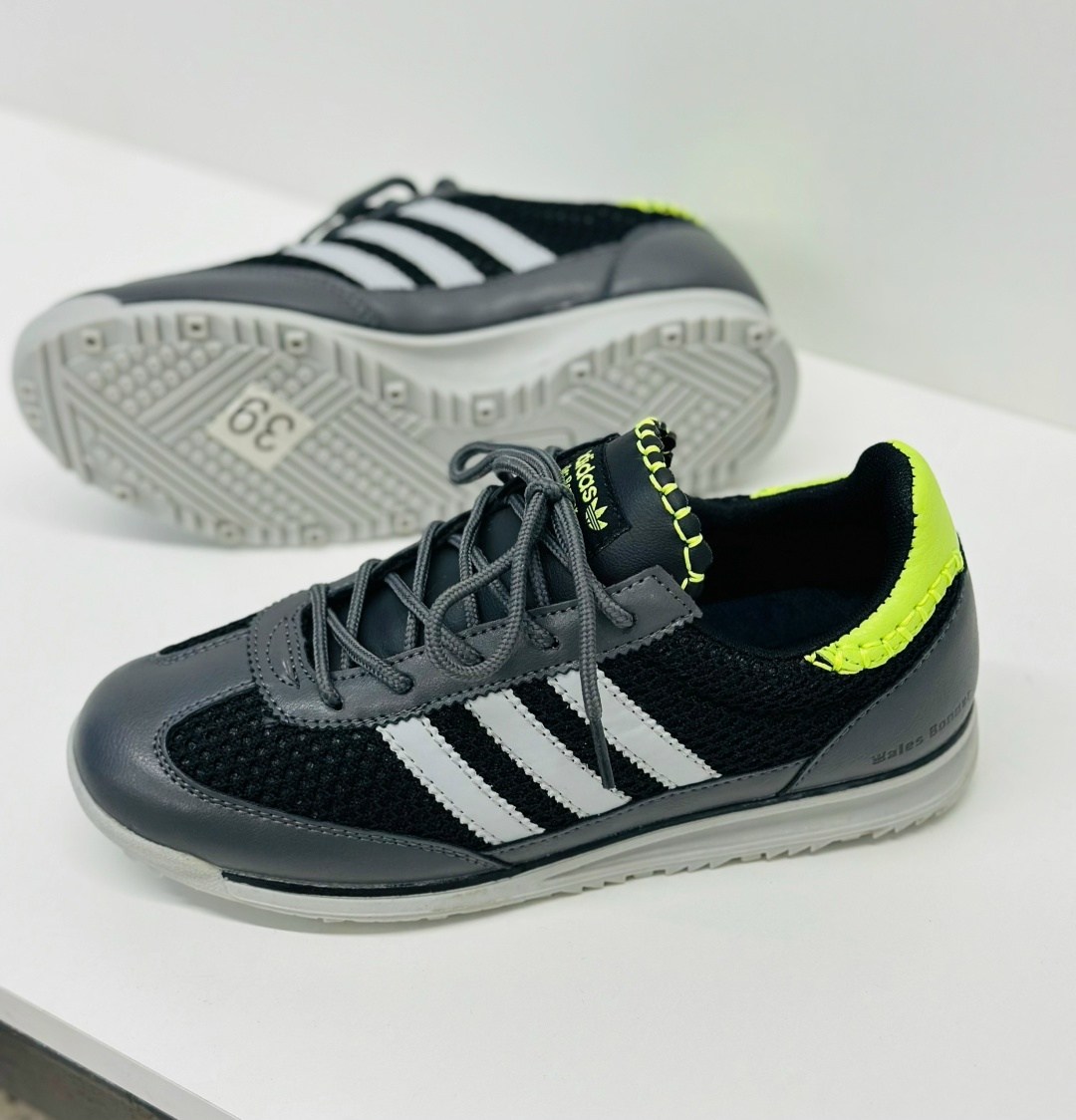 ,мужчина и женщина,мода мужская,обуви,красивая парень