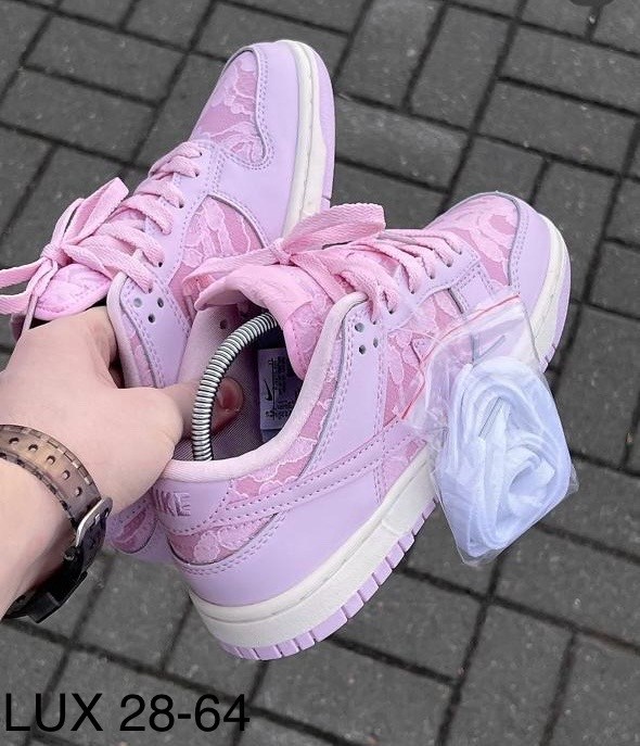 женские кроссовки nike dunk low,женские повседневные кроссовки nike dunk low,кроссовки nike sb dunk low,nike розовые кроссовки,кроссовки nike sb dunk low pink pigeon