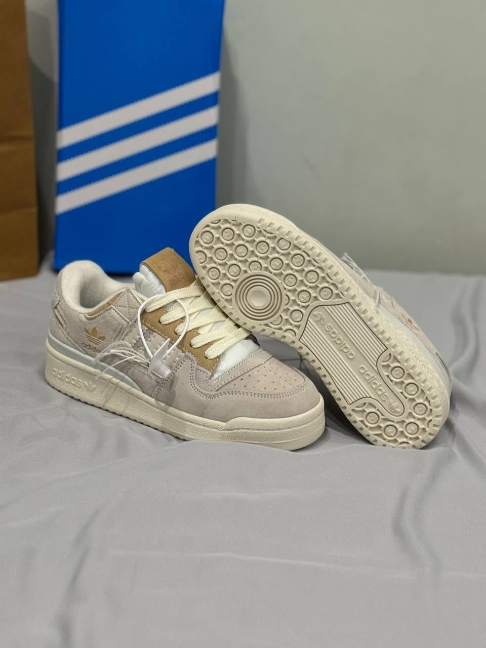 женские кроссовки adidas,кроссовки adidas,кроссовки adidas forum 84 low,,adidas forum low 84 бежевый лайт