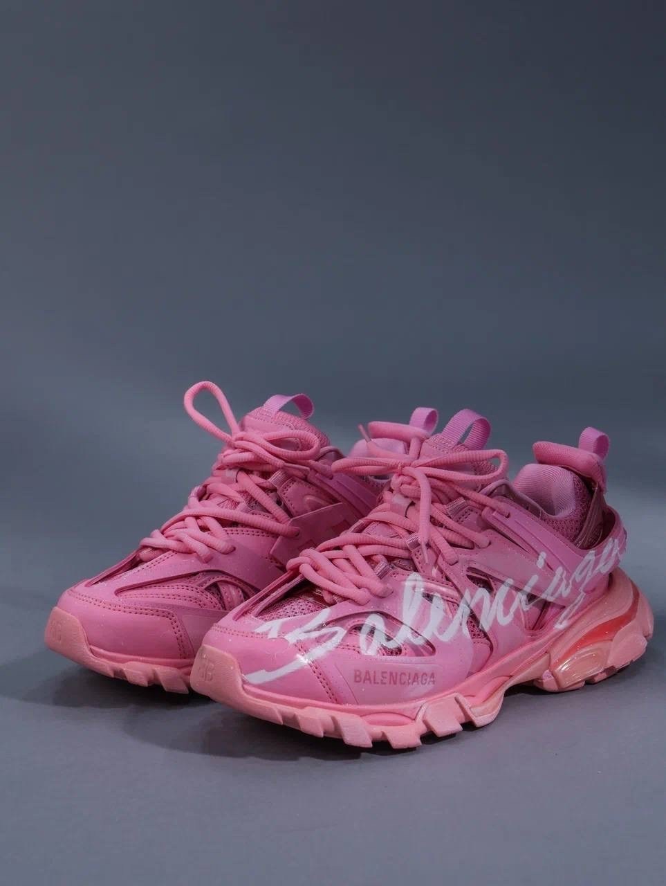 кроссовки женские balenciaga,кроссовки баленсиага трек женские,кроссовки баленсиага трек розовые,кроссовки balenciaga,женские кроссовки balenciaga track a123305 розовые