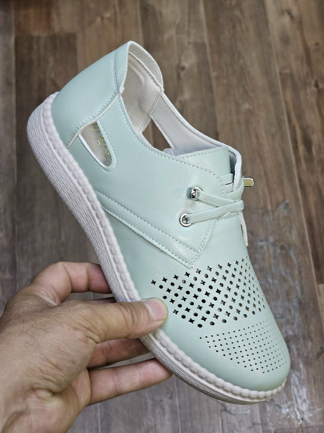 ,женская ,туфли женские,полуботинки женские,туфли с перфорацией