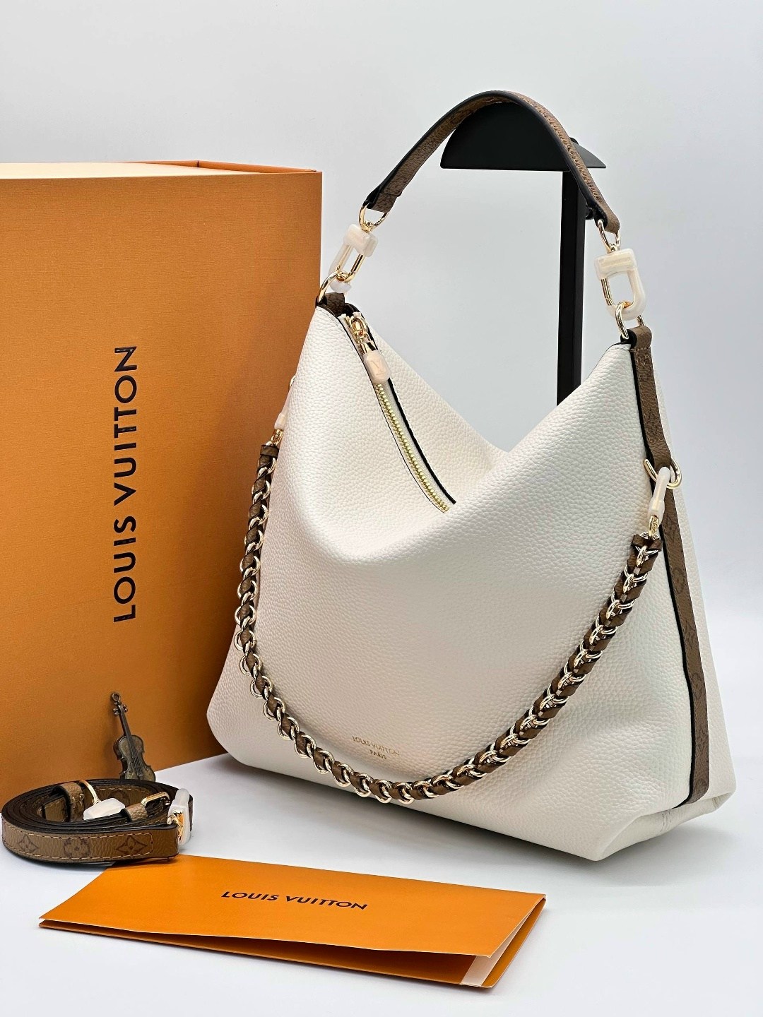 женская сумка на louis vuitton,сумка louis vuitton,сумка хобо луи виттон,сумка,модная сумка