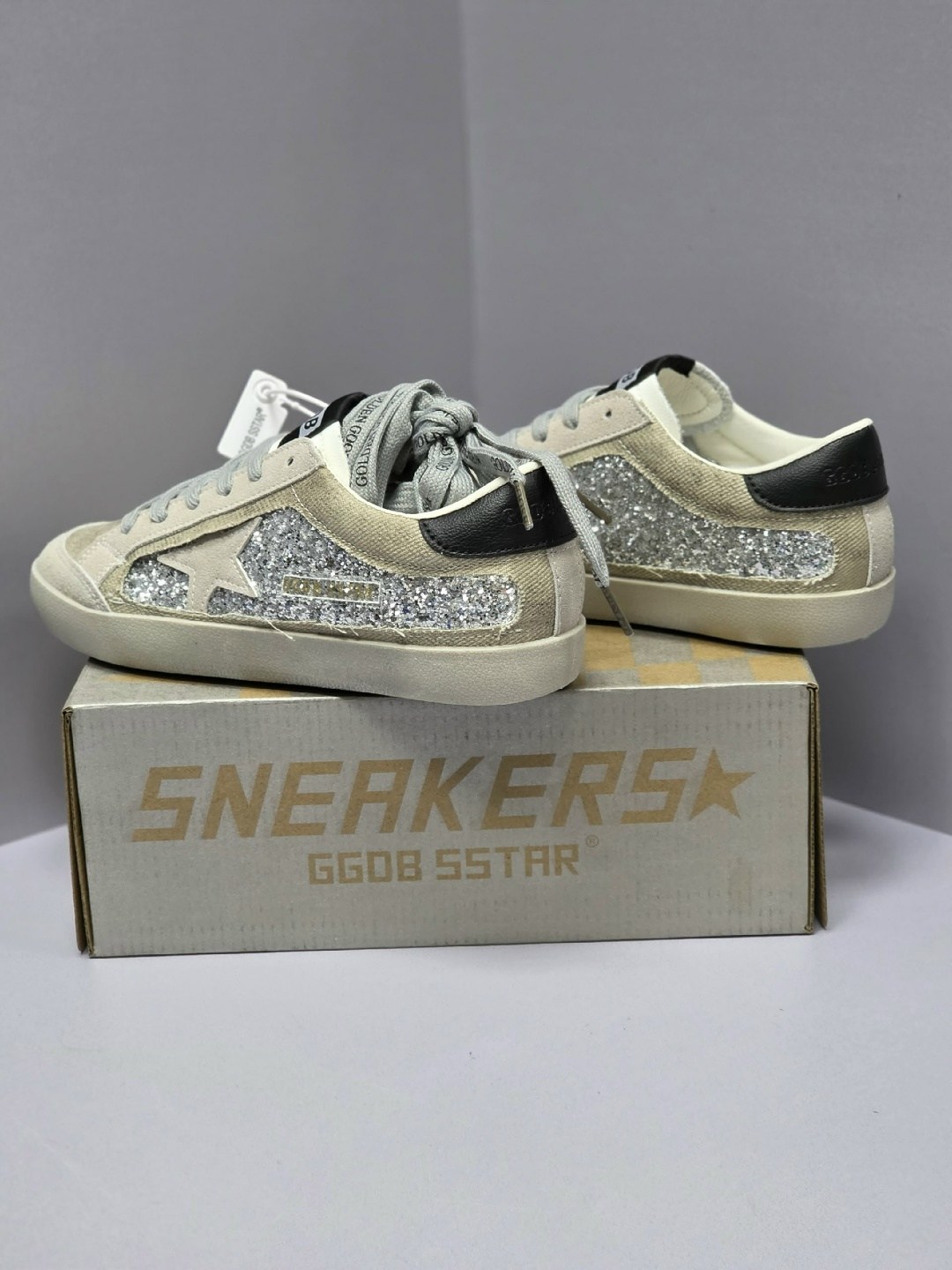 golden goose кеды v-star с блестками серебристый,golden goose кеды super-star с блестками серебристый,golden goose кеды hi star с блестками белый,низкие кеды ball-star glitter golden goose,кеды golden