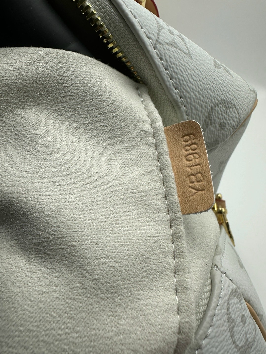 louis vuitton сумка на плечо,сумка женская louis vuitton,сумка louis vuitton,сумка шоппер луи виттон,сумка женская louis vuitton цветная