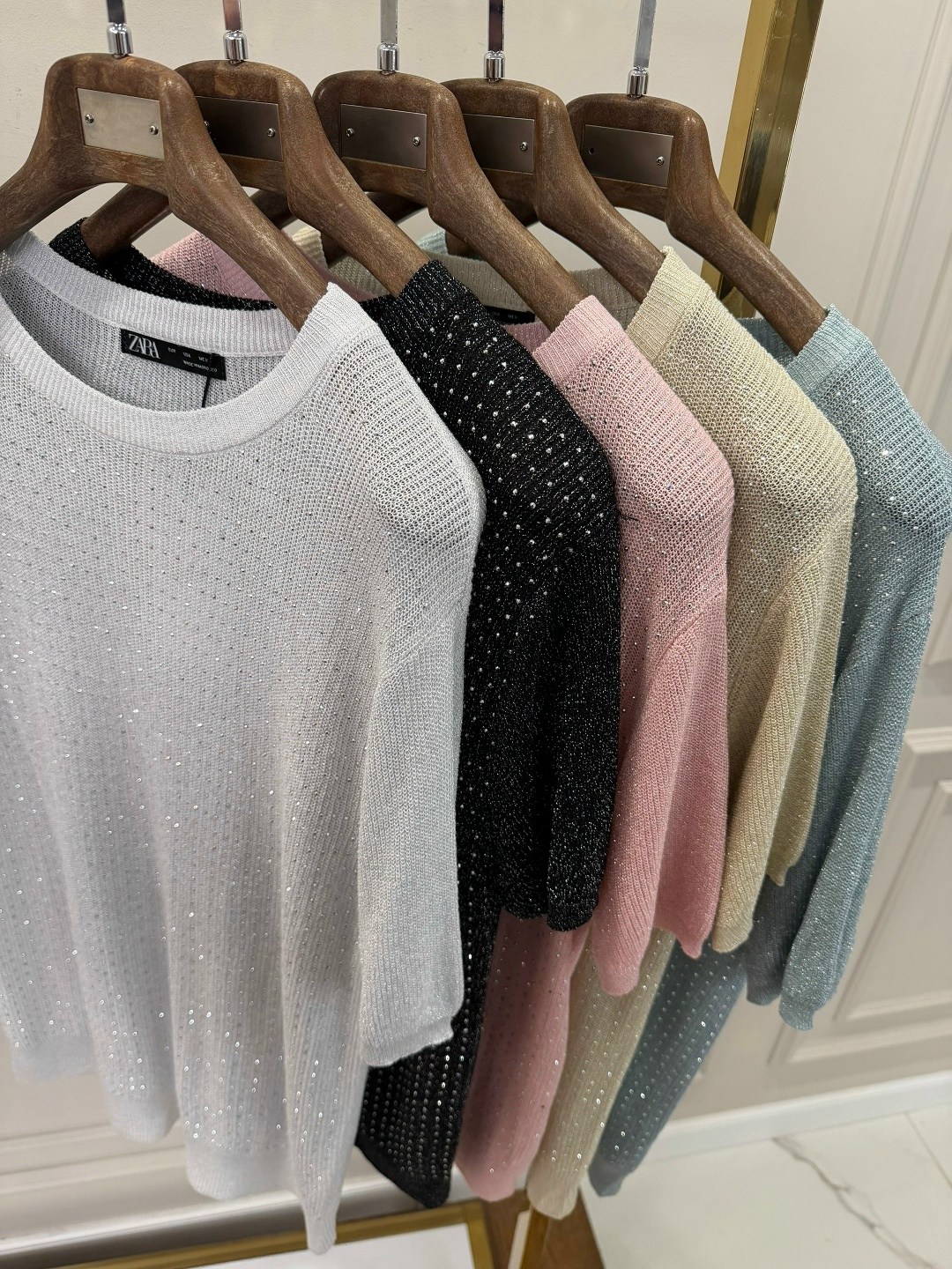 футболки модные,футболки женская,футболка с пайетками,мужская футболка со стразами,