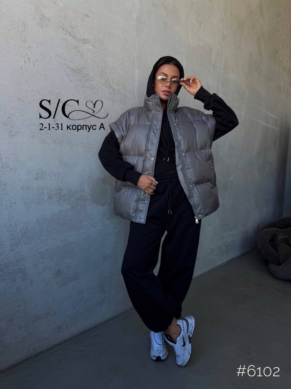 женская жилетка,жилетка,стильная жилетка,жилетка укороченная,жилетка с поясом