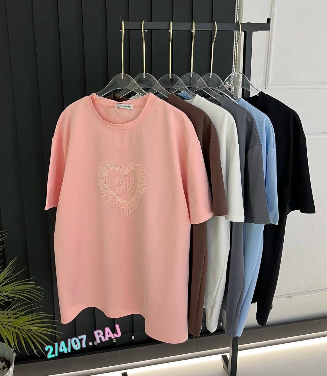 футболка женская,футболки женские оверсайз,футболка оверсайз с сердцами,футболки модные,футболки оверсайз с принтами