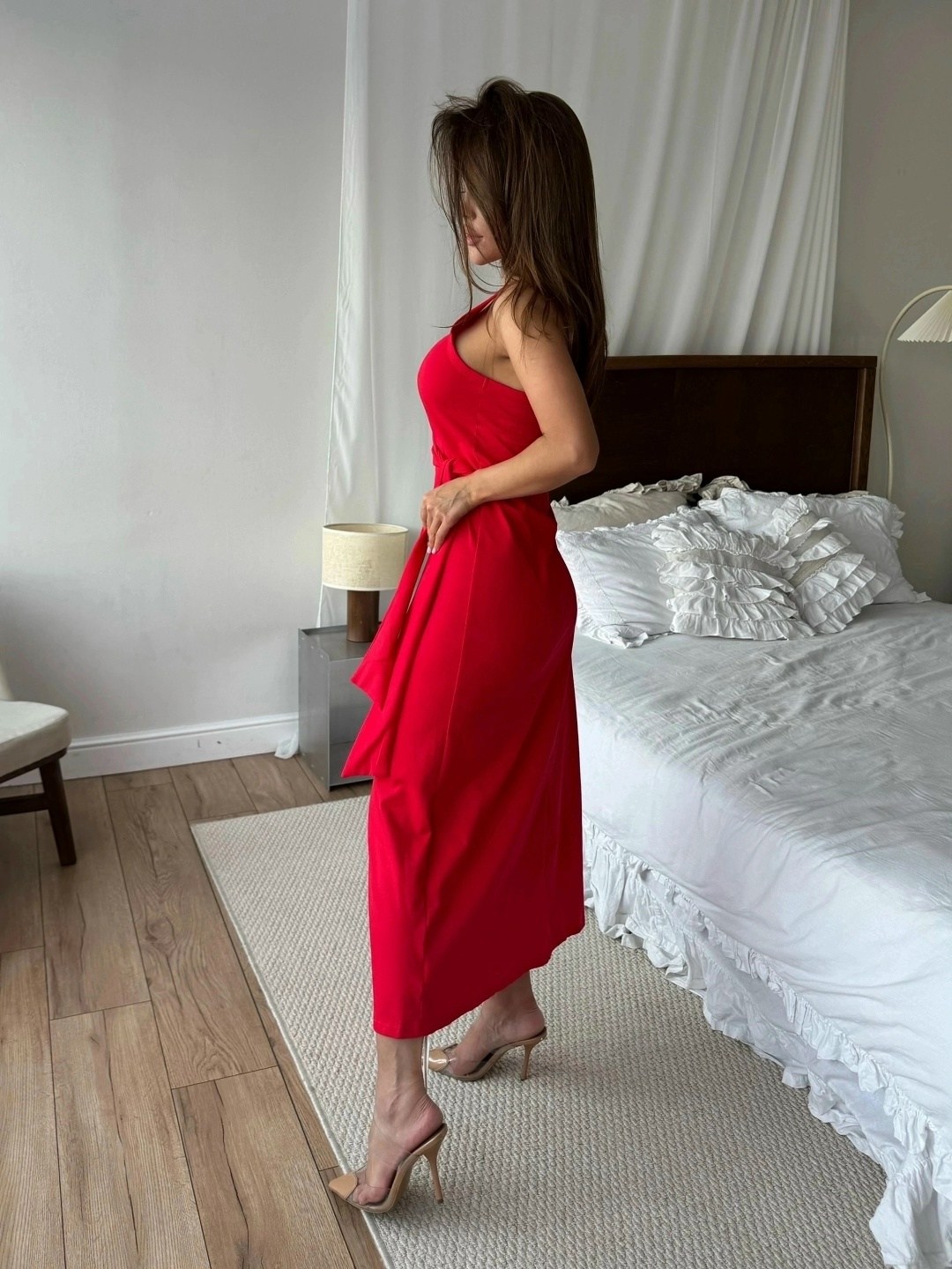 платье атласное красное,атласное красное платье зара,платья красные,платья атласные,красное шелковое платье