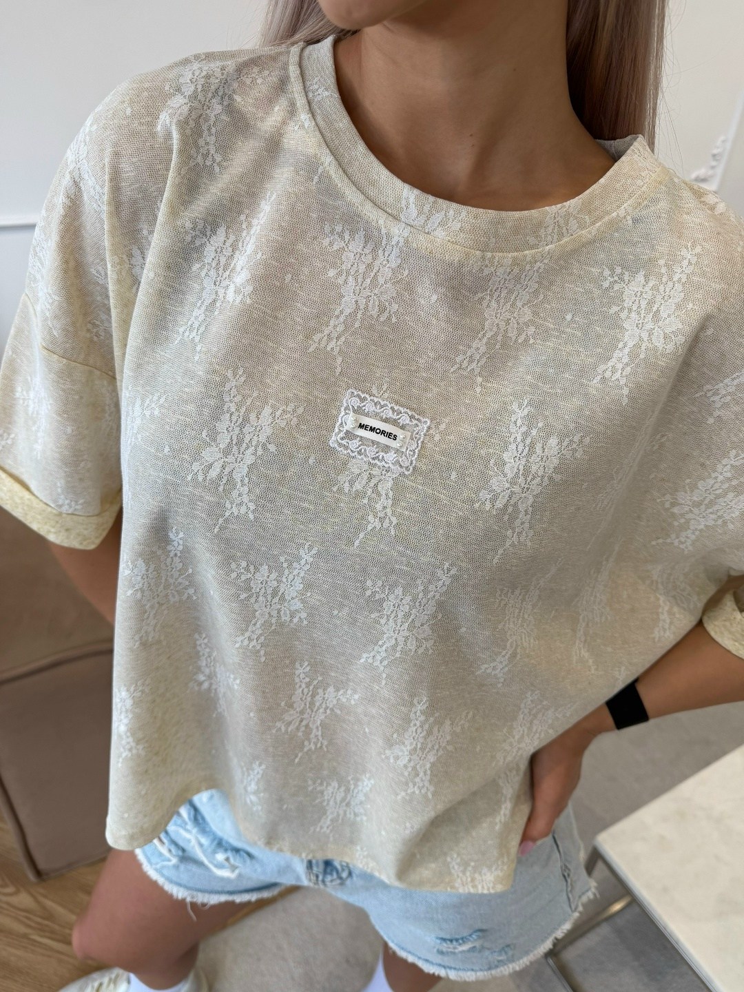 футболка оверсайз со стразам,футболка с блестками оверсайз со стразами no logo/no name цвет белый,женская футболка оверсайз со стразами,нарядная кофта,футболка со стразами