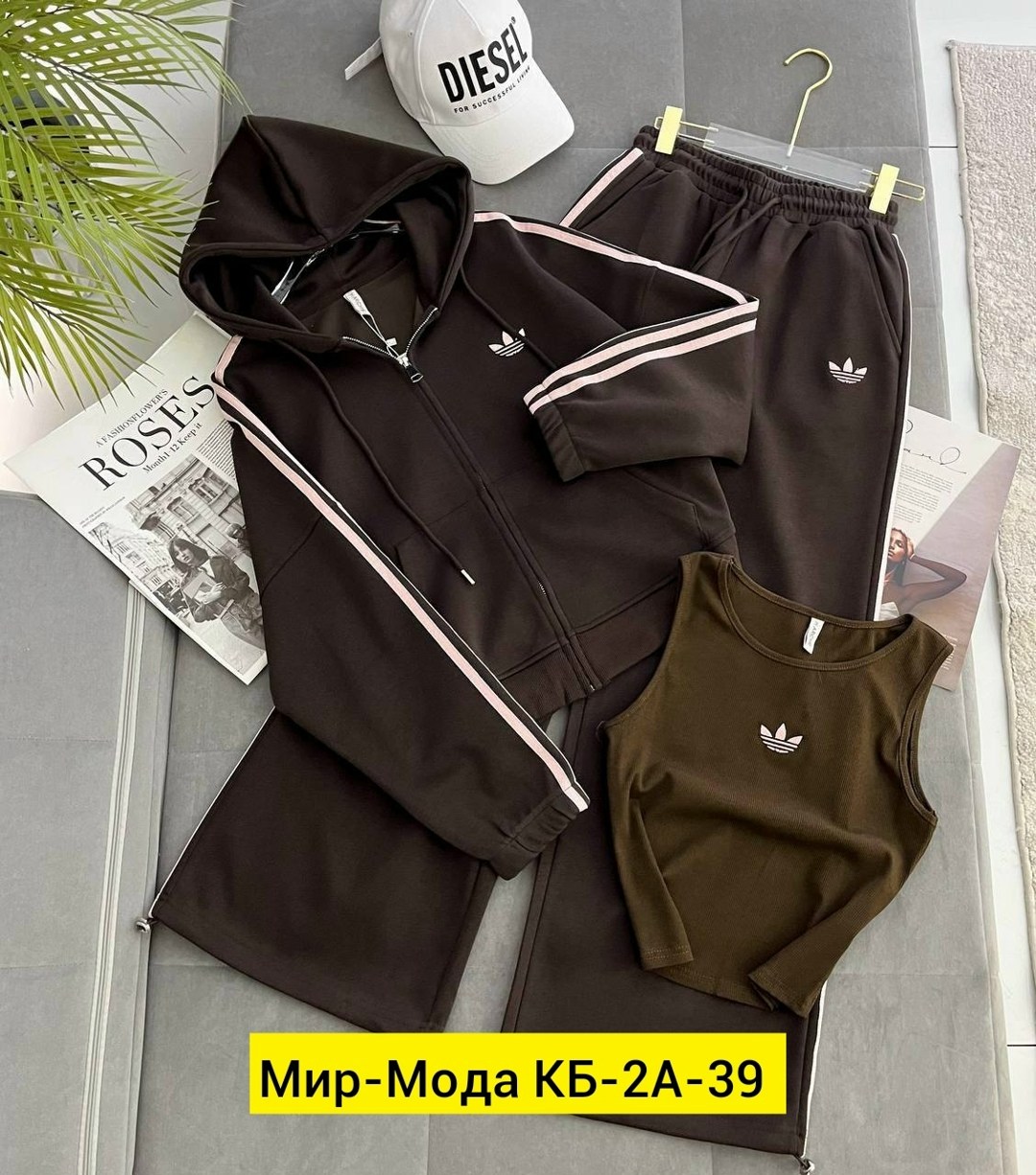 спортивный костюм адидас красный женский,адидас спортивный костюм,костюм адидас красный,костюм спортивный женский adidas,спортивный костюм adidas originals