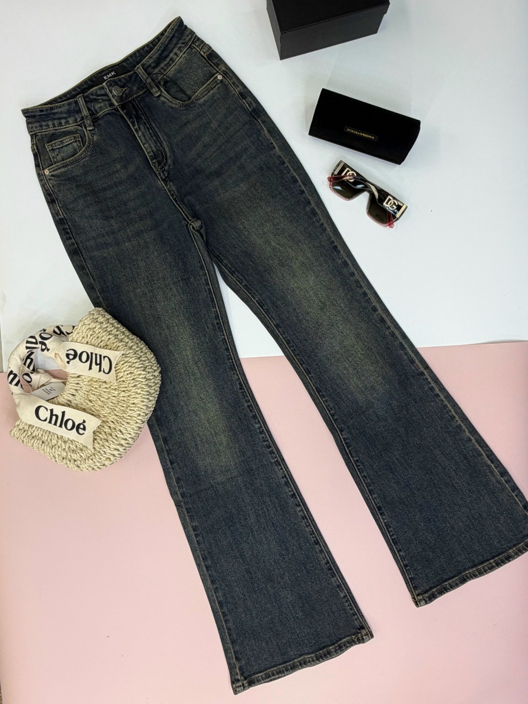 расклешенные джинсы tommy jeans sylvia серый деним,женские джинсы,джинсы женские клеш,стильные джинсы,джинсы