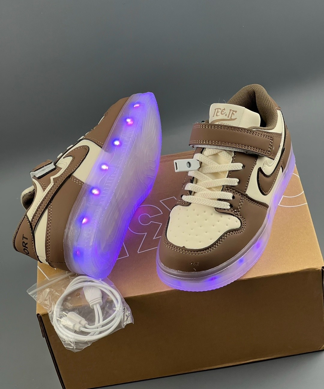 кроссовки светящиеся,кроссовки светящейся подошвой,кроссовки светящиеся детские,кроссовки с подсветкой,детские кроссовки