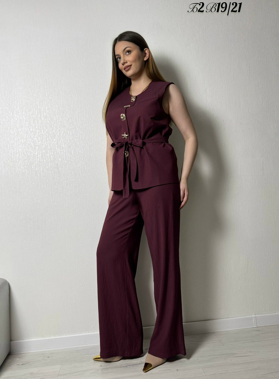 брюки леди агата п-2217/9 бордовый,женский брючный костюм,брюки бордовые леди агата,костюм брючный с жилетом gunuelle,брюки бордовые