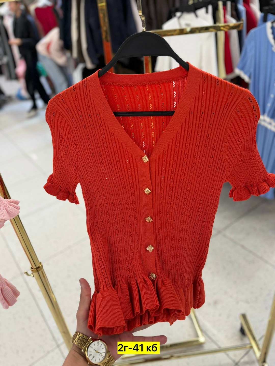 женская кофта,кофточка,женский вязаный кардиган,короткий кардиган,вязаный жакет