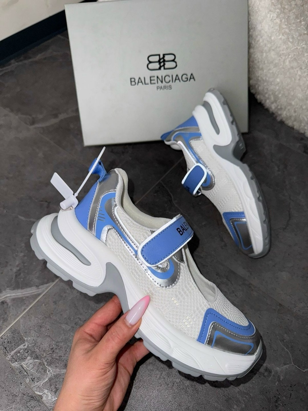 кроссовки женскиe,кроссовки,спортивные босоножки,спортивные сандалии,босоножки летние