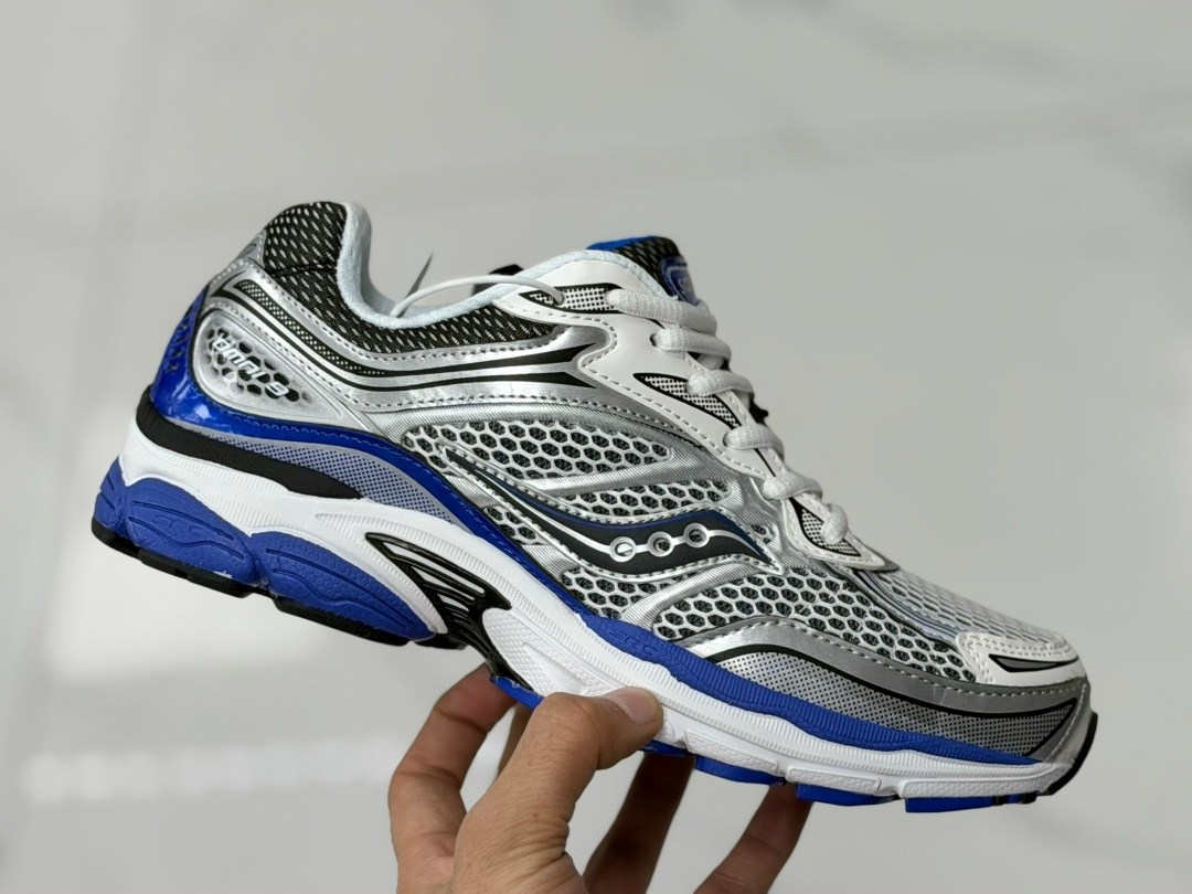 кроссовки saucony,saucony progrid triumph 4,saucony progrid omni 9,мужские кроссовки saucony,кроссовки
