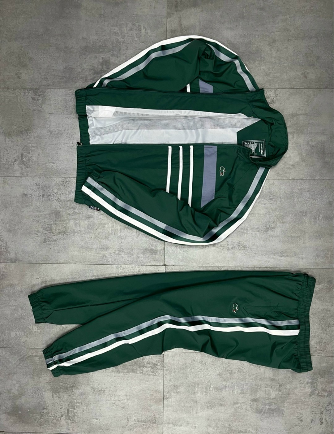 спортивный костюм lacoste,костюм спортивный,спортивные костюмы для мужчин,мужские спортивные костюмы,белый костюм лакост