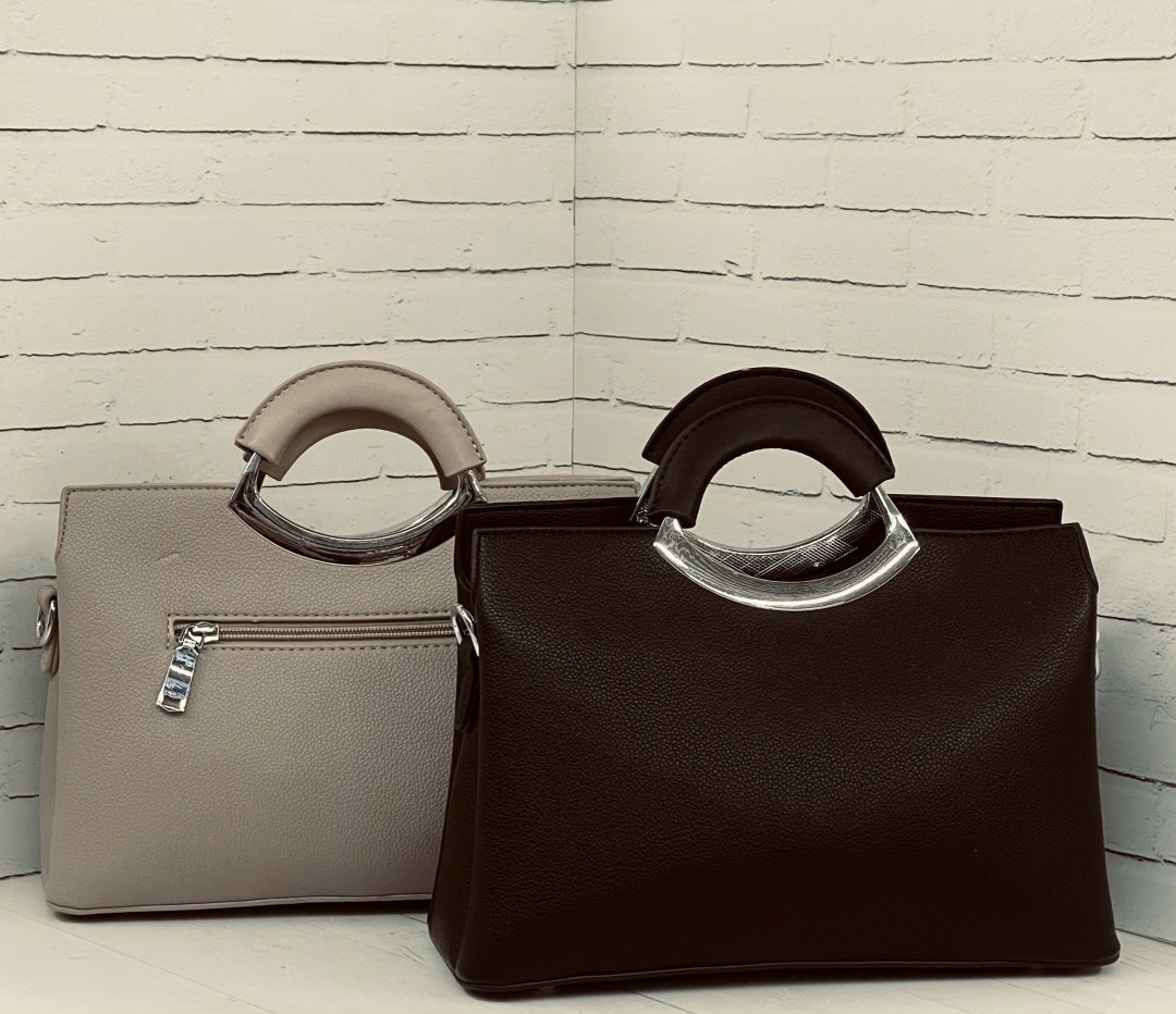 сумка,сумка женская,сумка с железными ручками,сумка с металлическими ручками,сумки женская кожаная