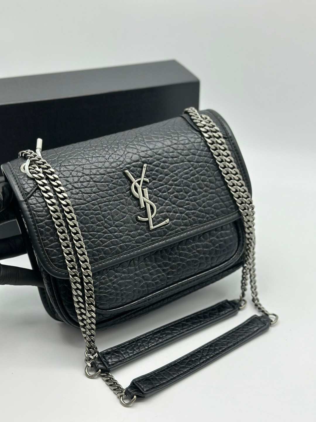 сумка ив сен лоран белая,yves saint laurent сумка,сумки ив сен лоран,cумка saint laurent,женская сумка ysl