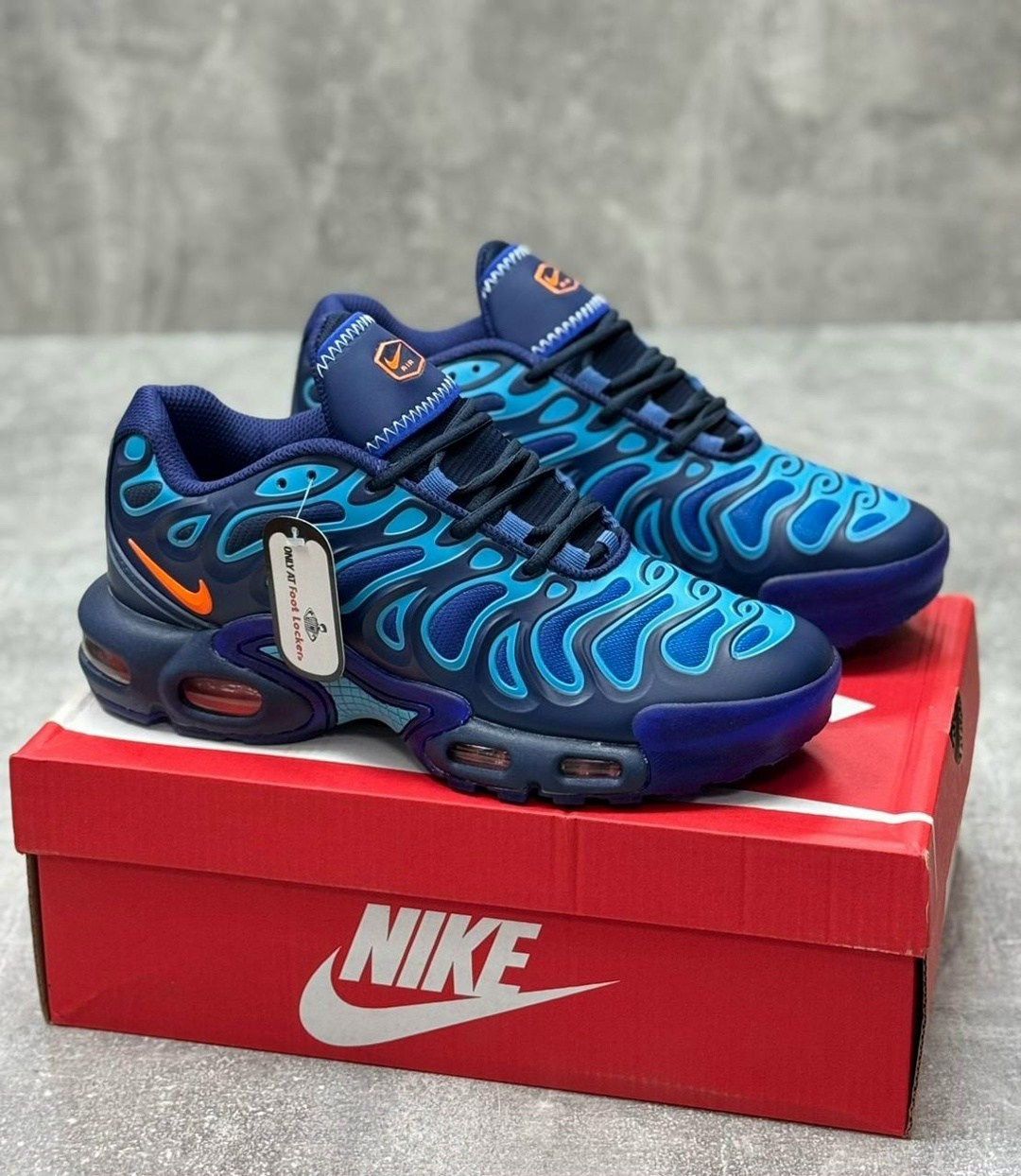 кроссовки nike air max plus,кроссовки nike air max plus tn,кроссовки nike air max plus tn nike,nike air max plus tn,кроссовки