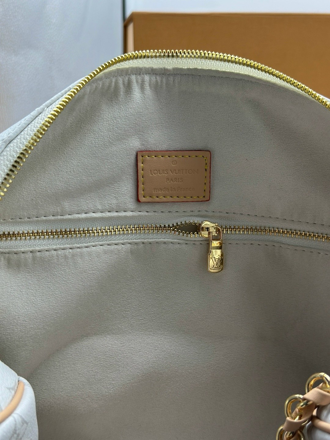 louis vuitton сумка на плечо,сумка женская louis vuitton,сумка louis vuitton,сумка шоппер луи виттон,сумка женская louis vuitton цветная