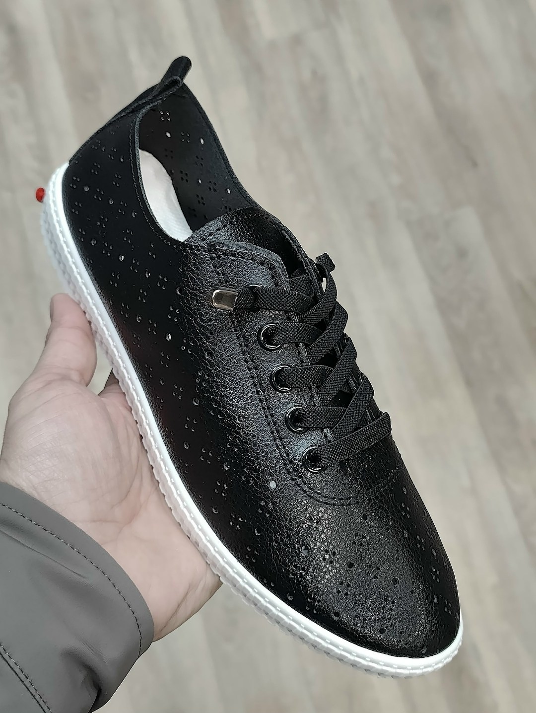 ,кеды саламандер женские с перфорацией,кеды женские,женские кроссовки,кеды женски