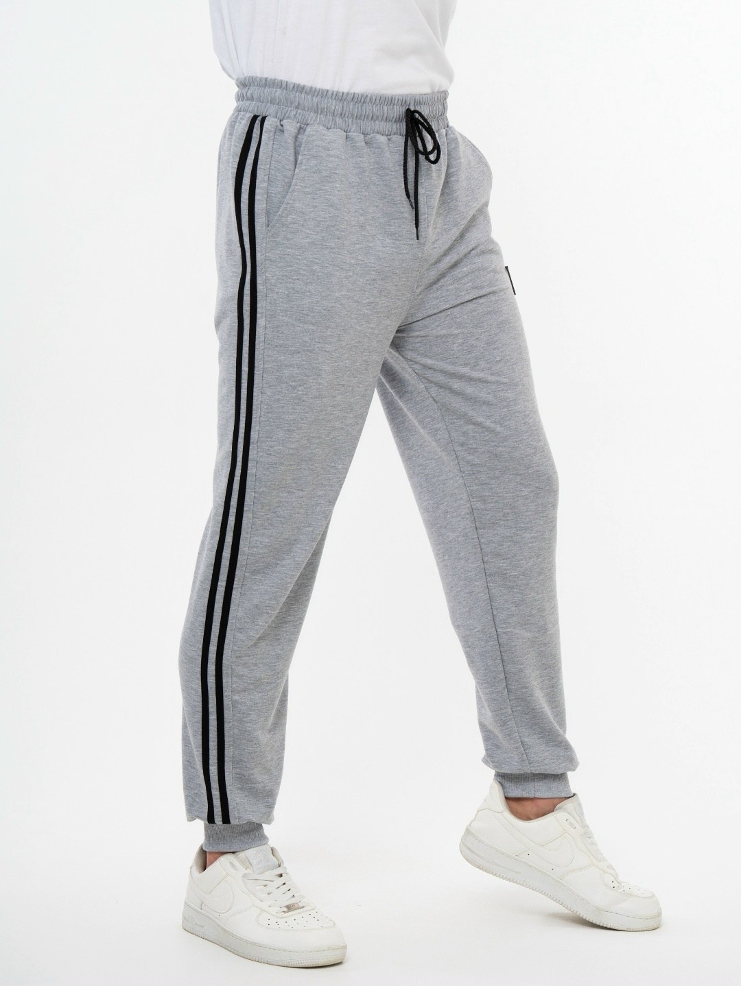 спортивные брюки,спортивные штаны мужские,спортивные мужские брюки,спортивные джоггеры,джоггеры серые