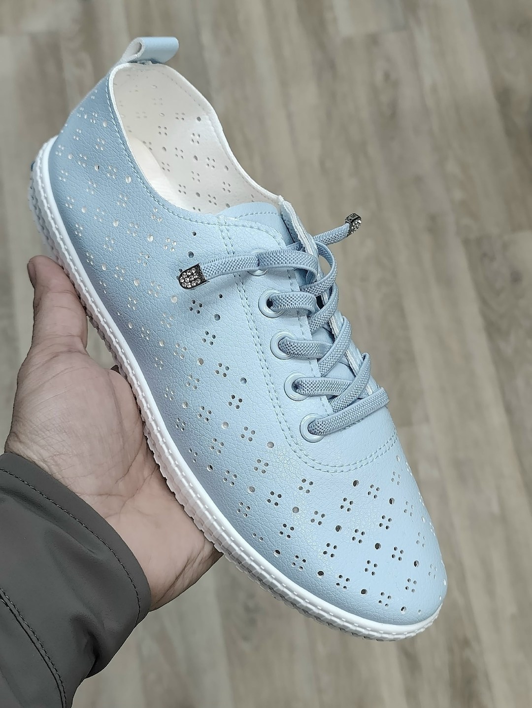 ,кеды саламандер женские с перфорацией,кеды женские,женские кроссовки,кеды женски