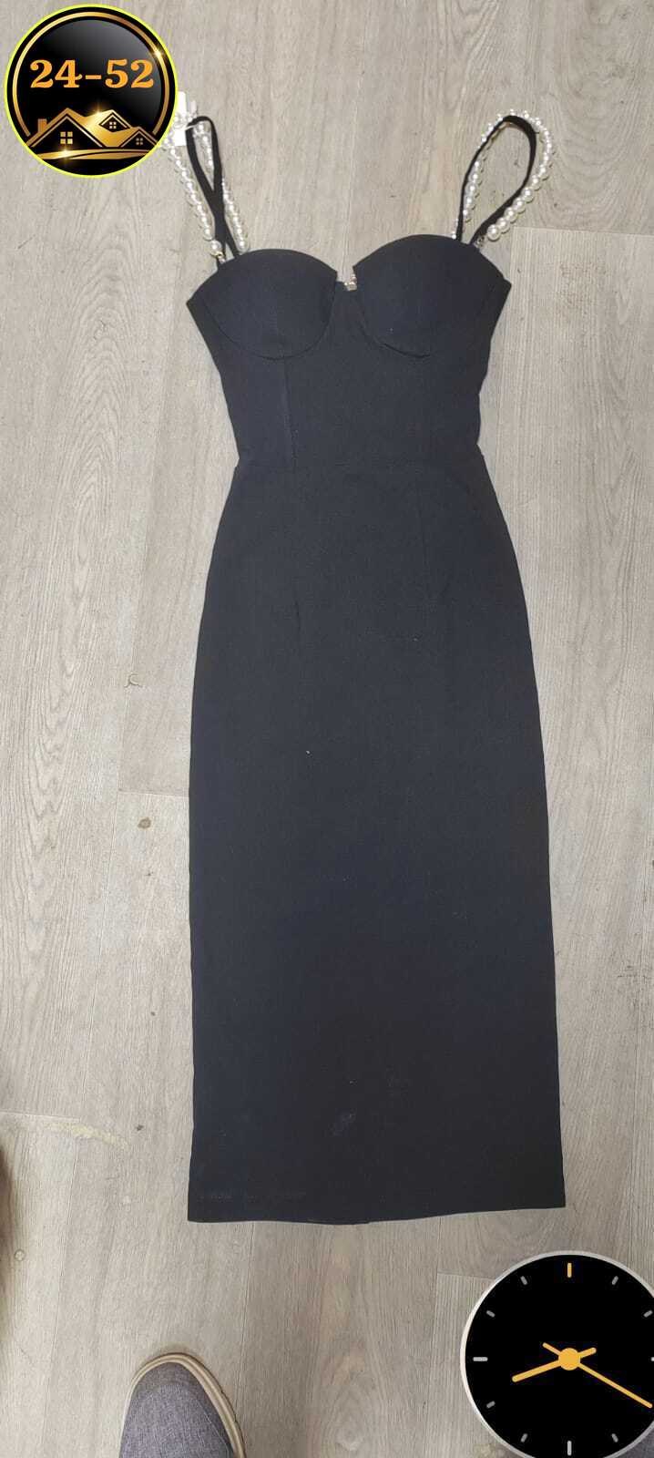 бандажное платье,облегающее платье,платье черное,платье,платье футляр