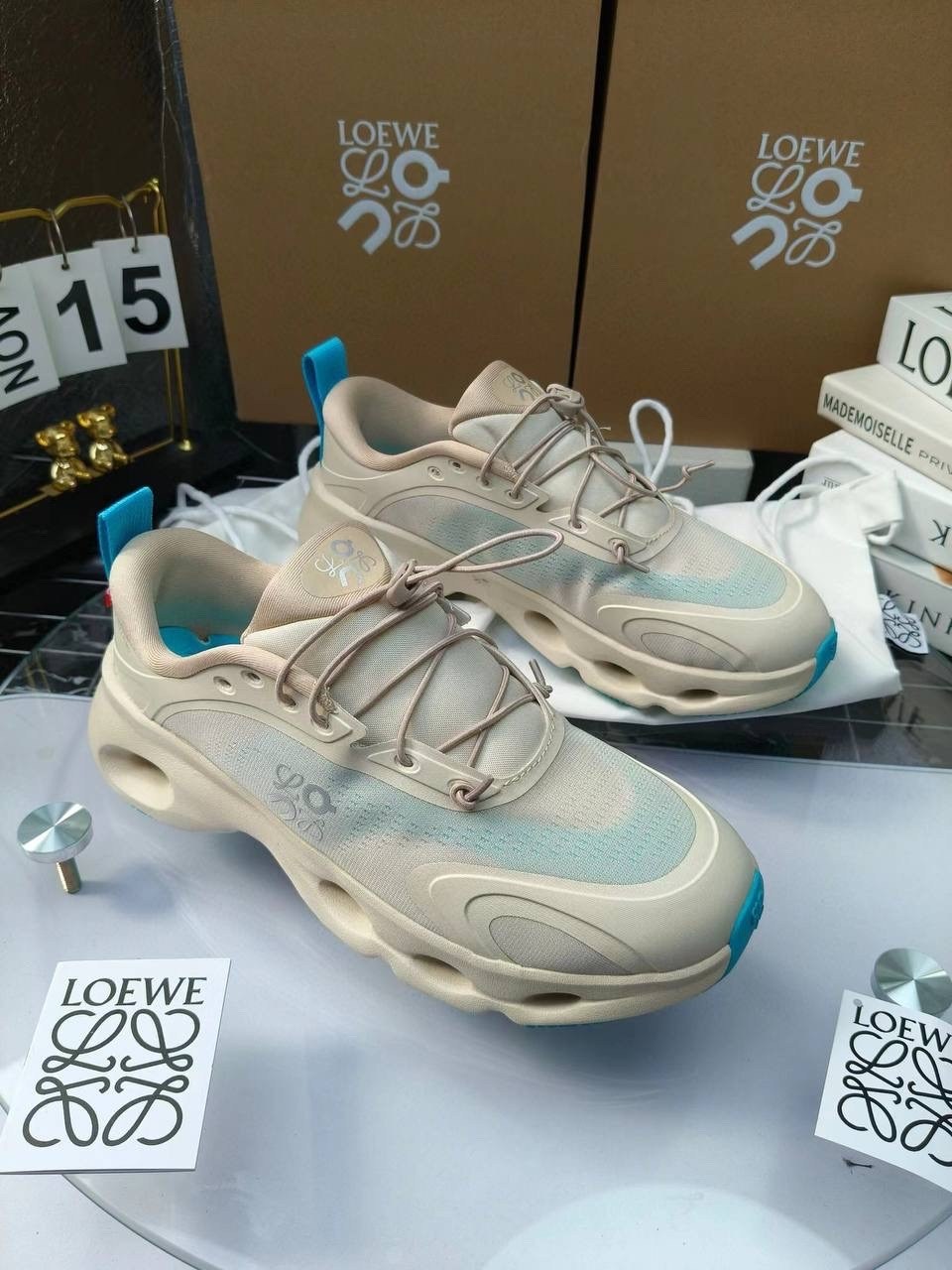 кроссовки loewe,кроссовки,женские кроссовки,кроссовки on loewe x cloudtilt 2 tan white gum,повседневные кроссовки