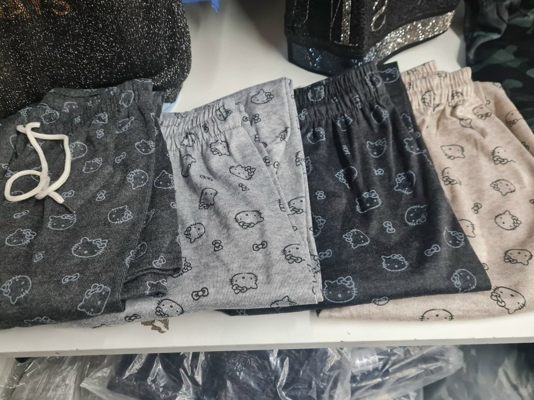 брюки женские,женские штаны,брюки джинсы,брюки штаны,брюки со стразами