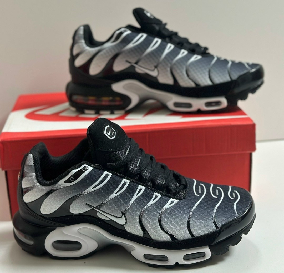 кроссовки nike air max tn plus,кроссовки мужские nike air max tn plus,nike air max tn plus,кроссовки найк air max plus tn,