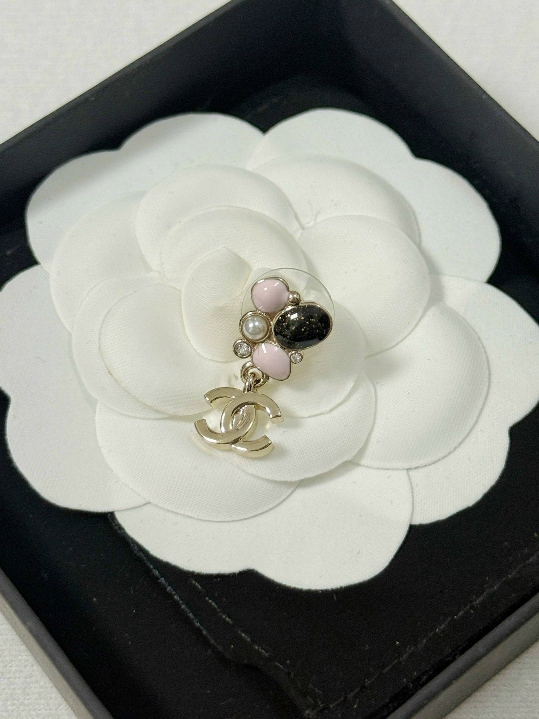 chanel серьги,серьги шанель черные,серьги шанель,женские модные серьги chanel,серьги шанель оригинал