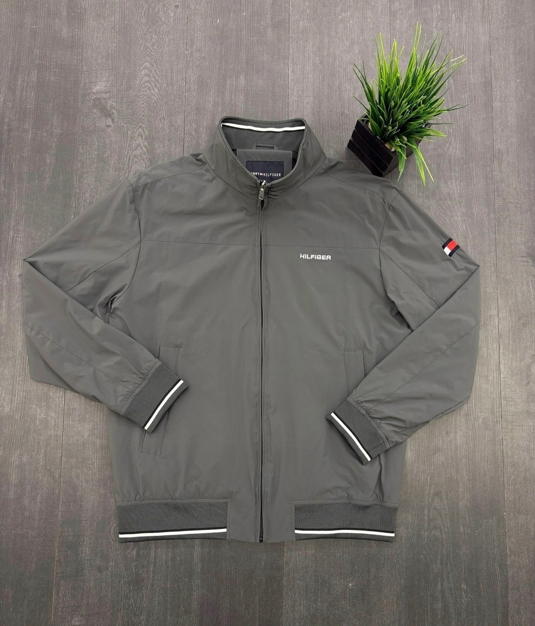 куртка tommy hilfiger мужская,ветровка tommy hilfiger,демисезонная куртка,ветровка мужская,куртка tommy hilfiger