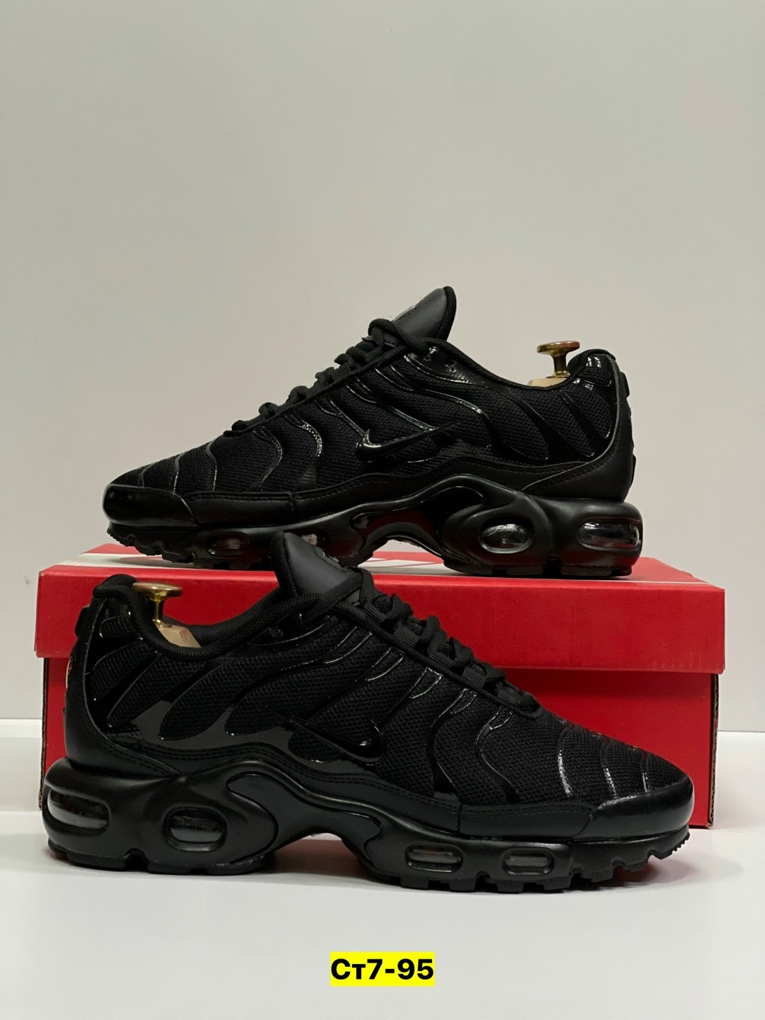кроссовки nike air max tn plus,кроссовки nike air max tn plus мужские,кроссовки мужские nike air max plus,кроссовки мужские nike air max tn,кроссовки nike air max plus