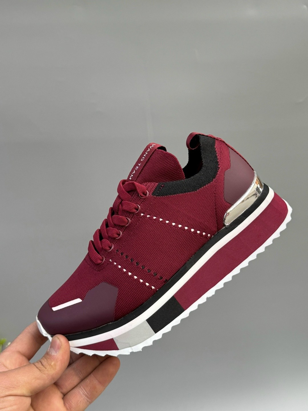 кроссовки луи витон бордовые,кроссовки,кроссовки бордовые,луи виттон кроссовки женские бордовые,женские кроссовки