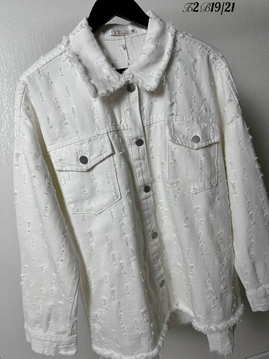 джинсовая куртка,белая джинсовая куртка,джинсовые куртки женские,рубашка женская джинсовая,джинсовка белая