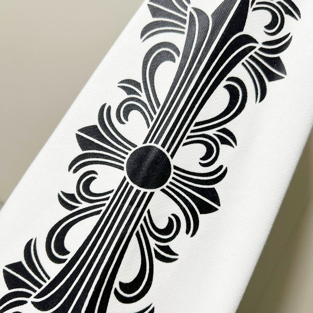 стильные наряды,брендовые кофты,модные стили,женский свитшот