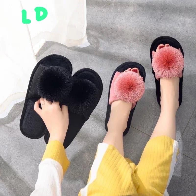 женские домашние тапочки,тапочки женские,тапочки с помпоном на танкетке,тапочки домашние,тапки мягкие домашние