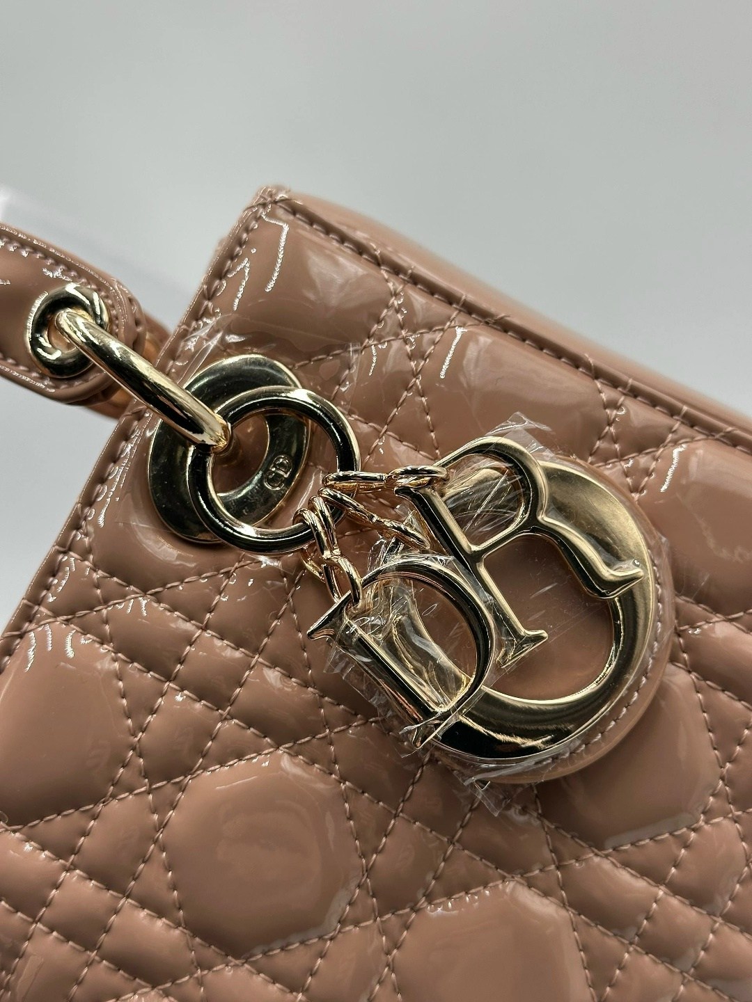 dior сумка,сумка женская dior,сумка christian dior lady dior,сумка dior lady dior my abcdior,сумка christian dior