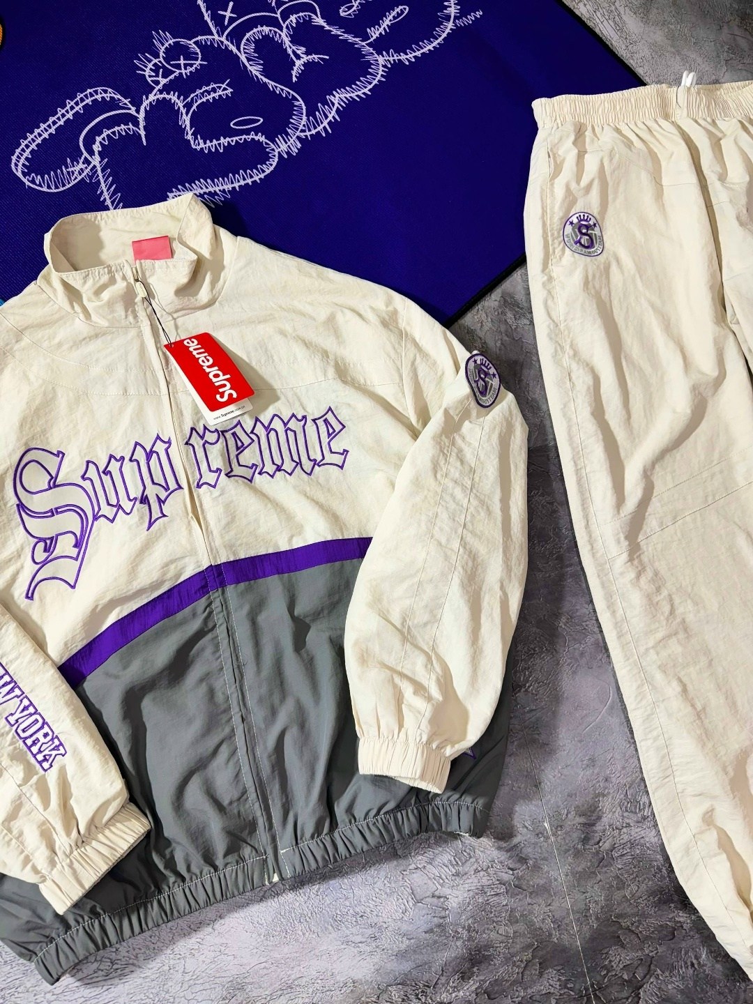 куртка суприм,универсальная куртка,куртка,бомбер куртка,спортивная куртка