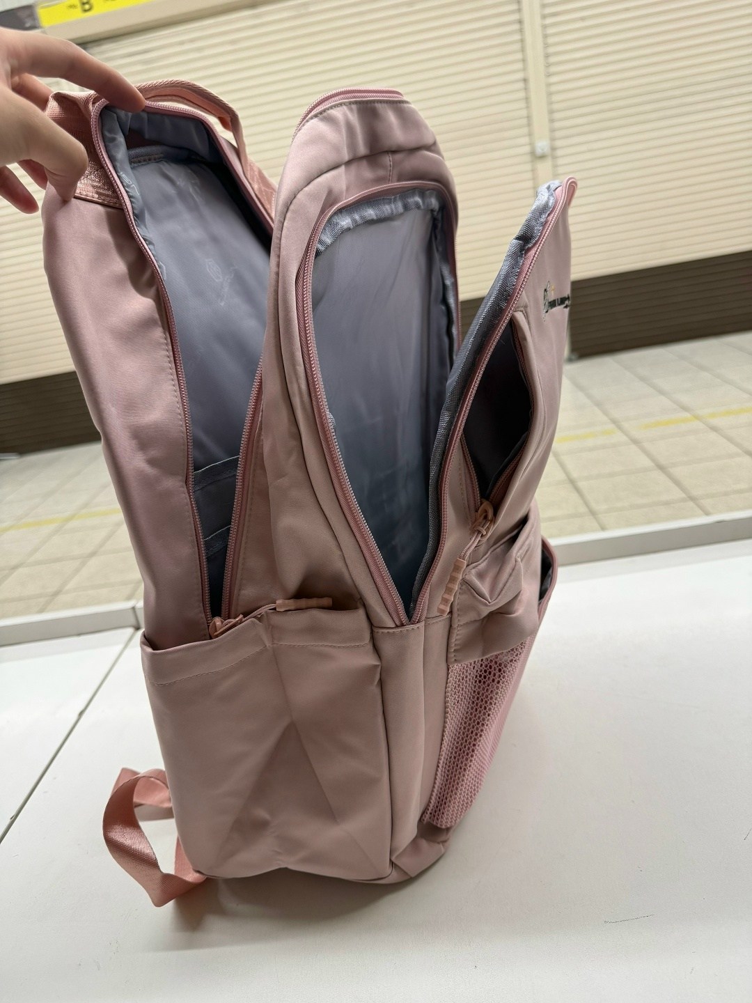 рюкзак,рюкзак молодежный,рюкзаки мужские,туристические рюкзаки,стильная рюкзак