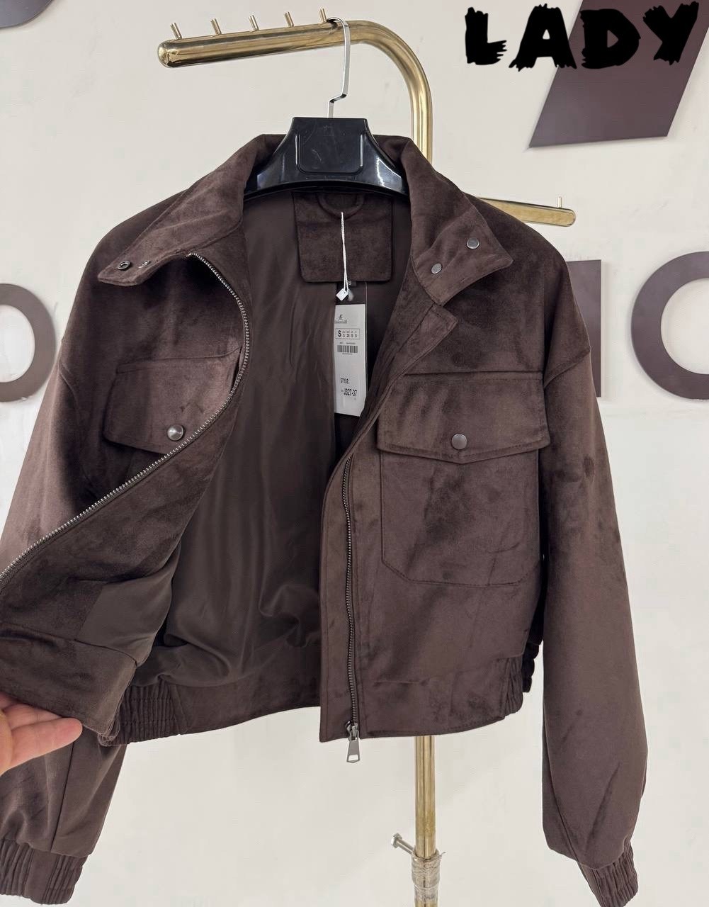 женская куртка бомбер из эко замши коричневого цвета,бомбер укороченный оверсайз замшевый куртка рабочего тренд saint shine,бомбер женская куртка,куртка замшевая,кожаная куртка женская