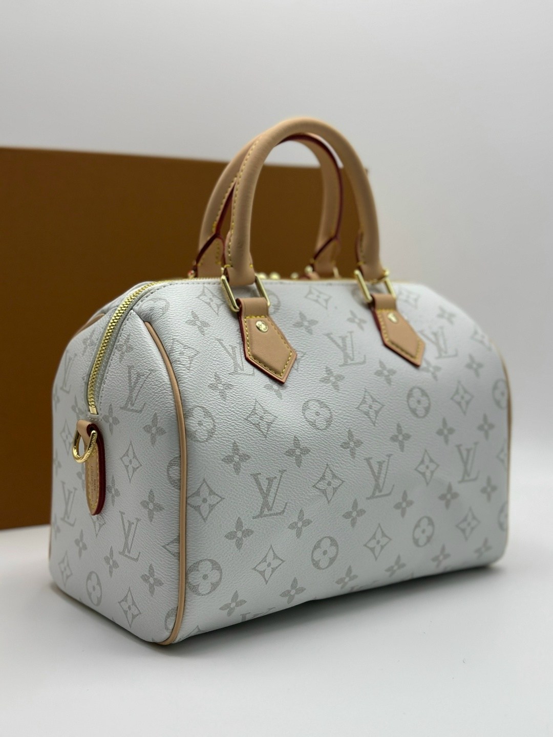 louis vuitton сумка на плечо,сумка женская louis vuitton,сумка louis vuitton,сумка шоппер луи виттон,сумка женская louis vuitton цветная