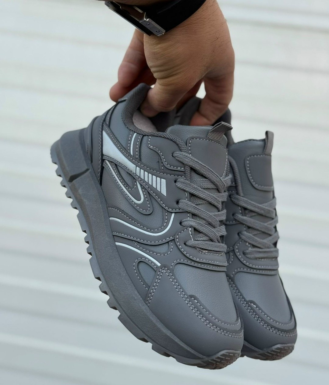 кроссовки,кроссовки черные,кроссовки sprandi,повседневные кроссовки,мужские кроссовки