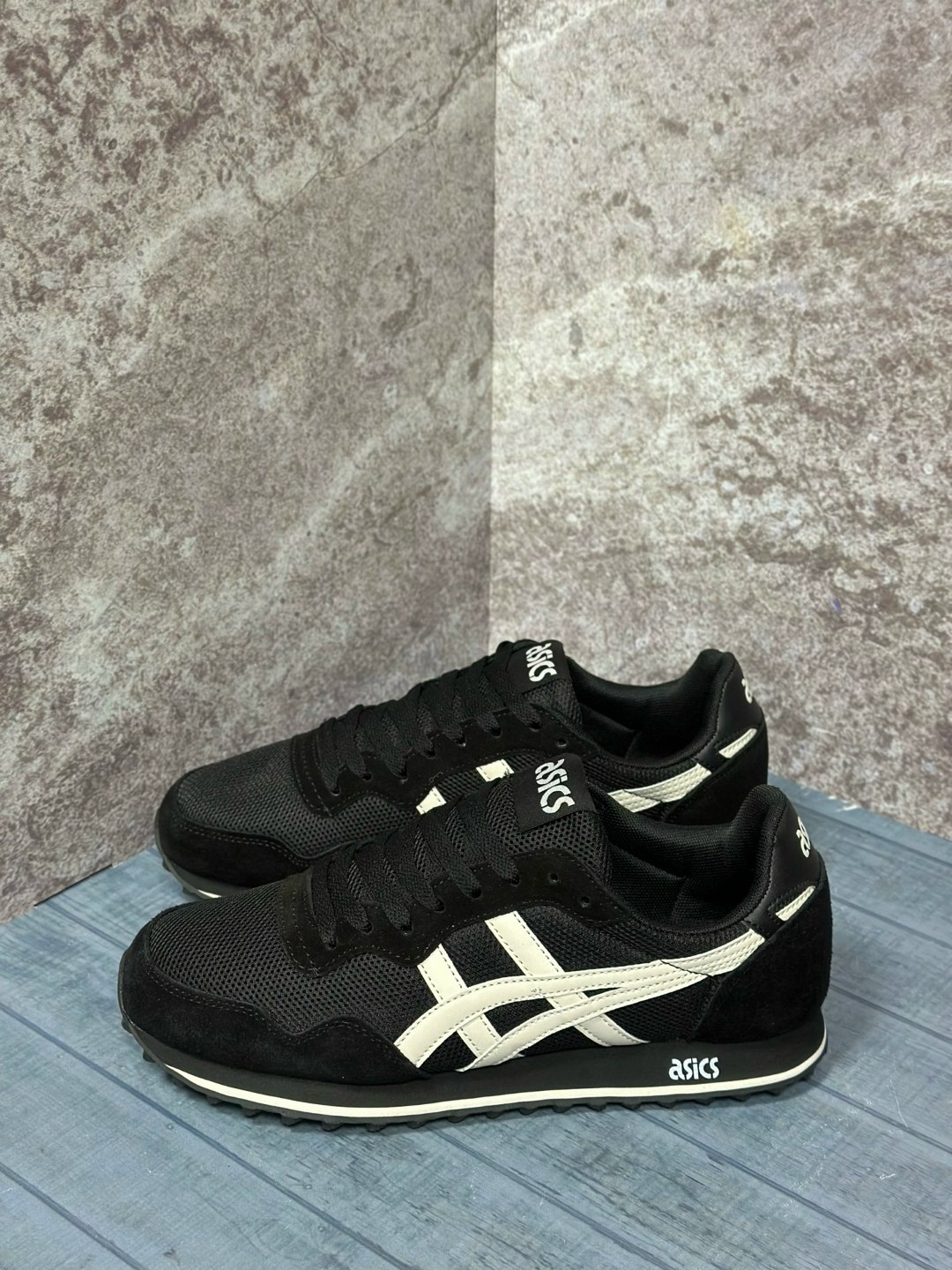 кроссовки asics мужские,кроссовки asics,кроссовки асикс мужские черные,асикс тайгер кроссовки мужские,кроссовки мужские asics tiger runner черные/белые 4 us