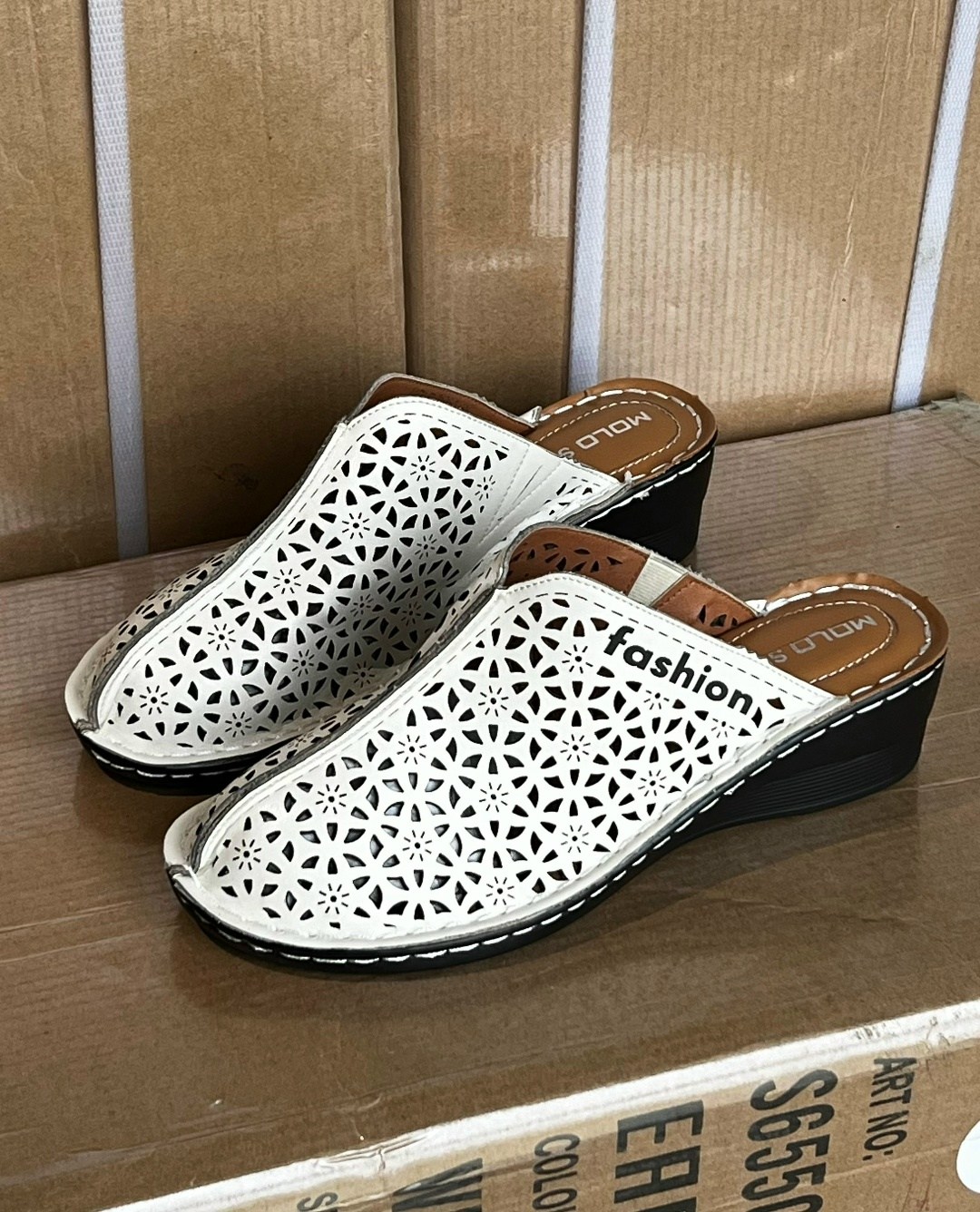 ,лоферы женские с перфорацией,женские туфли на плоской подошве,женская ,женские летние туфли