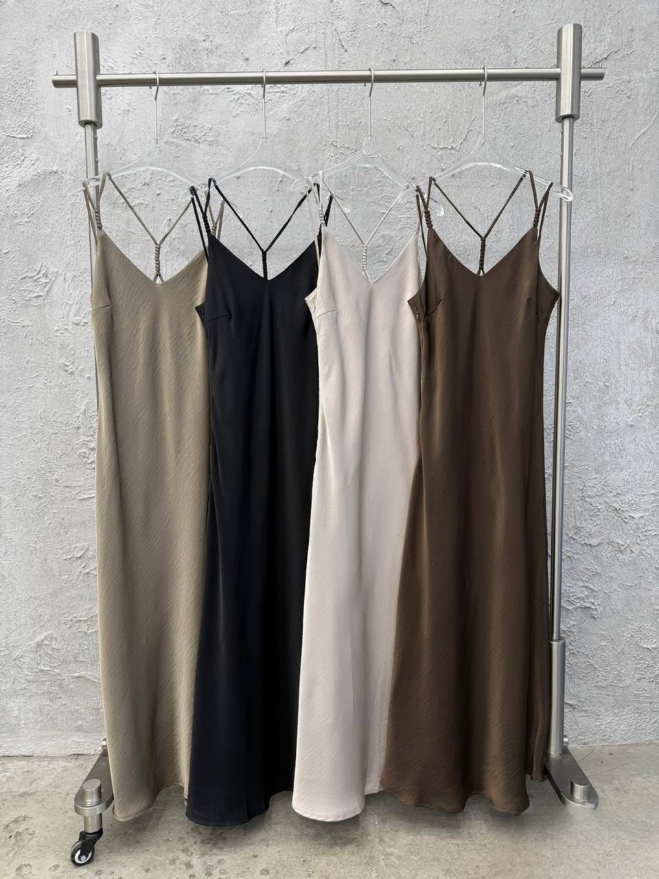 шелковое платье на бретелях,платье-комбинация,шелковое платье комбинация белое,платье комбинация на бретелях,белое шелковое платье на бретельках